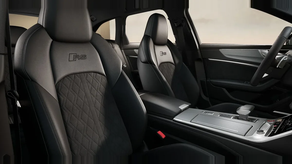 Audi RS6 Avant TFSI Quattro en renting en Madrid — Interior
