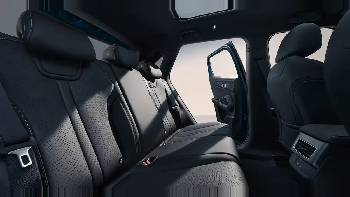 BYD ATTO 2 DM-i Boost en renting en Madrid — vista 7