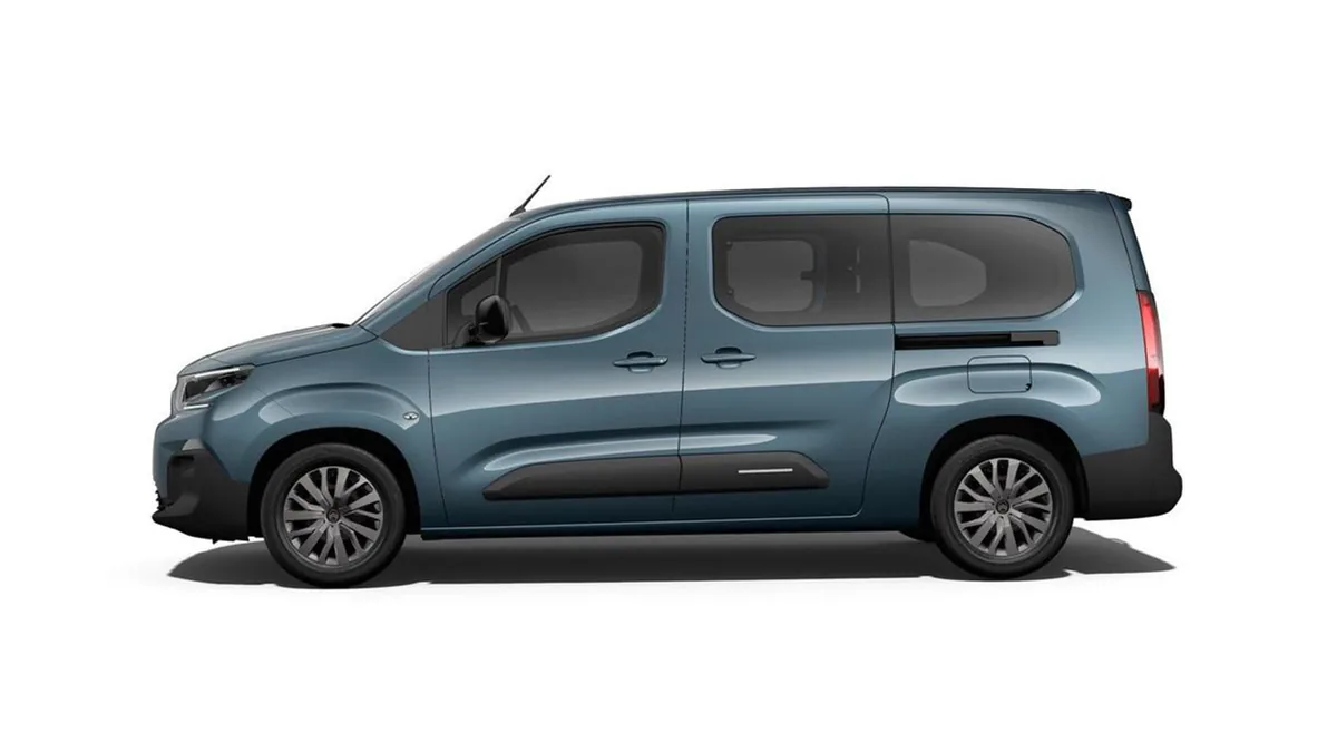 Citroën Berlingo Talla XL BlueHDi 100 YOU L2 N1 Adaptado en renting en Madrid — Interior