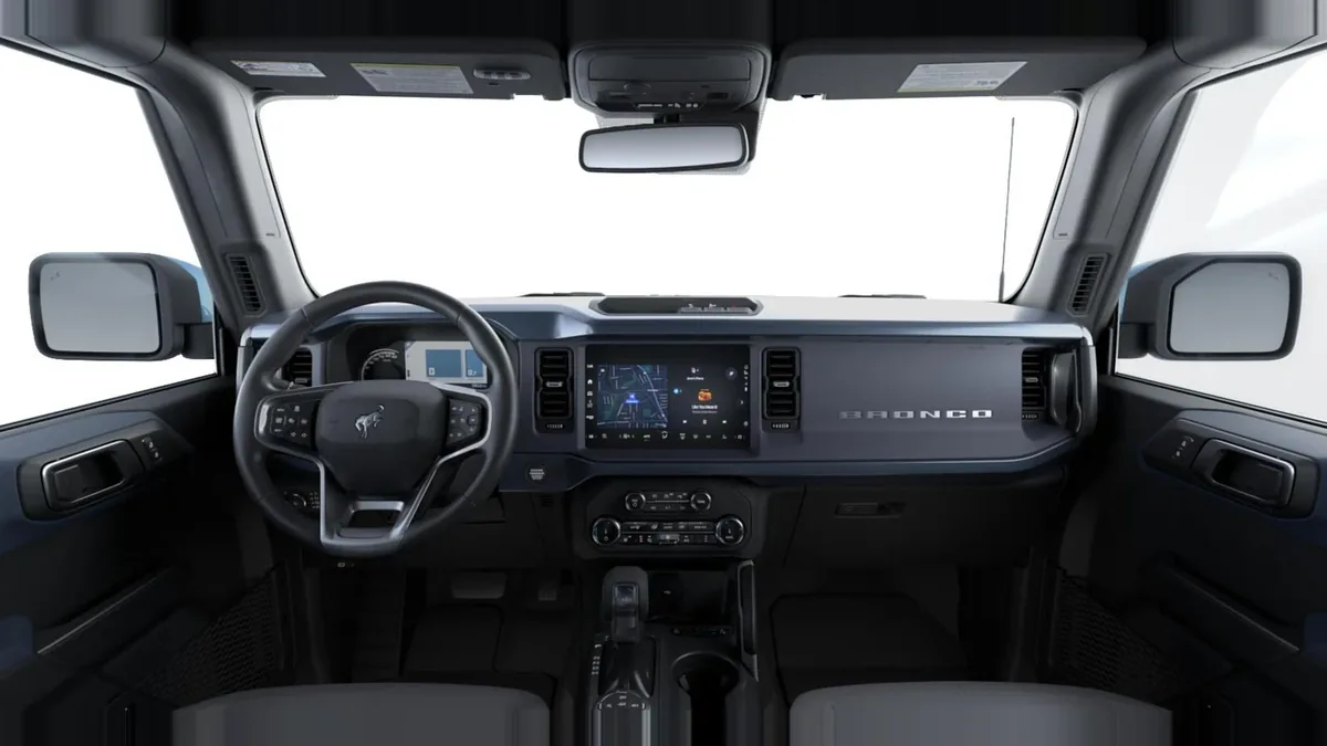 Ford Bronco Outer Banks 2.7 Ecoboost 335CV Automático 4x4 en renting en Madrid — Delantera
