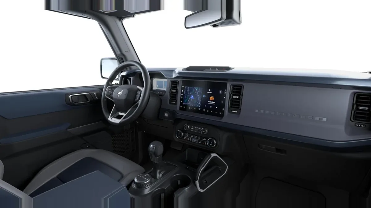 Ford Bronco Outer Banks 2.7 Ecoboost 335CV Automático 4x4 en renting en Madrid — Interior