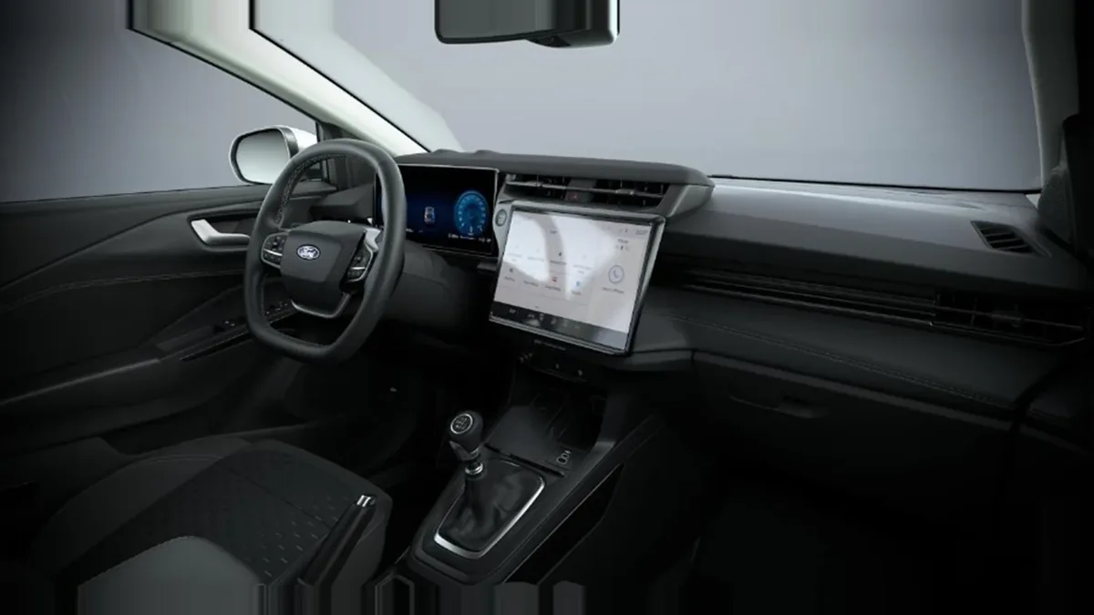 Ford Puma Titanium Ecoboost MHEV 125CV II en renting en Madrid — Interior