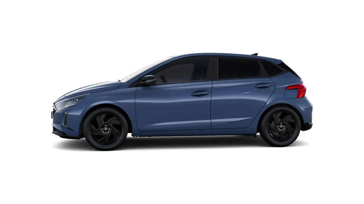 Hyundai i20 1.0T Black Line 90cv MY26 en renting en Madrid — Trasera