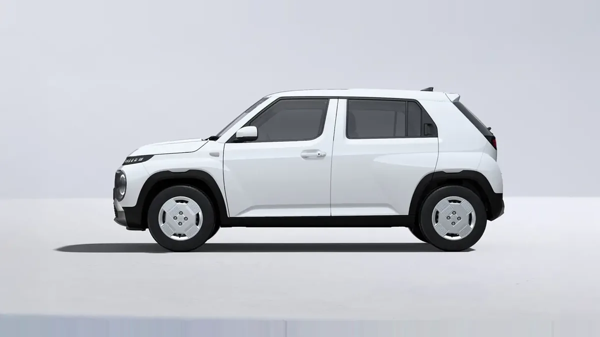 Hyundai Inster 97cv 42kWh Klass en renting en Madrid — Delantera