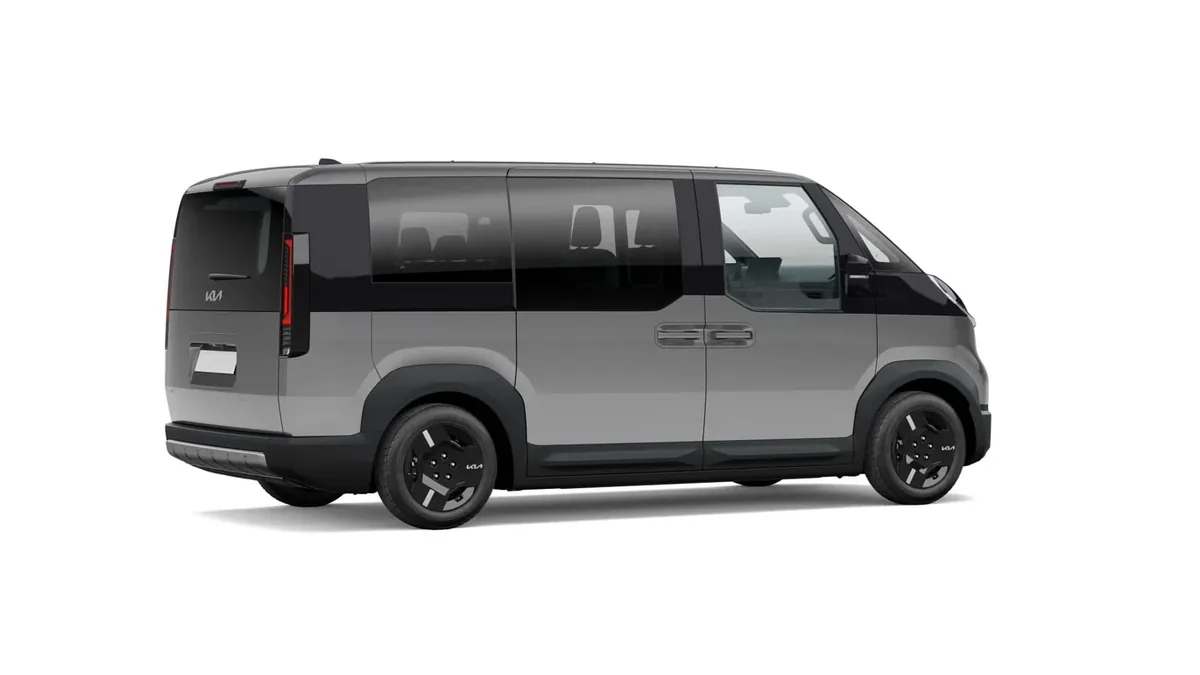 Kia PV5 Passenger L2H1 LR Plus en renting en Madrid — Trasera