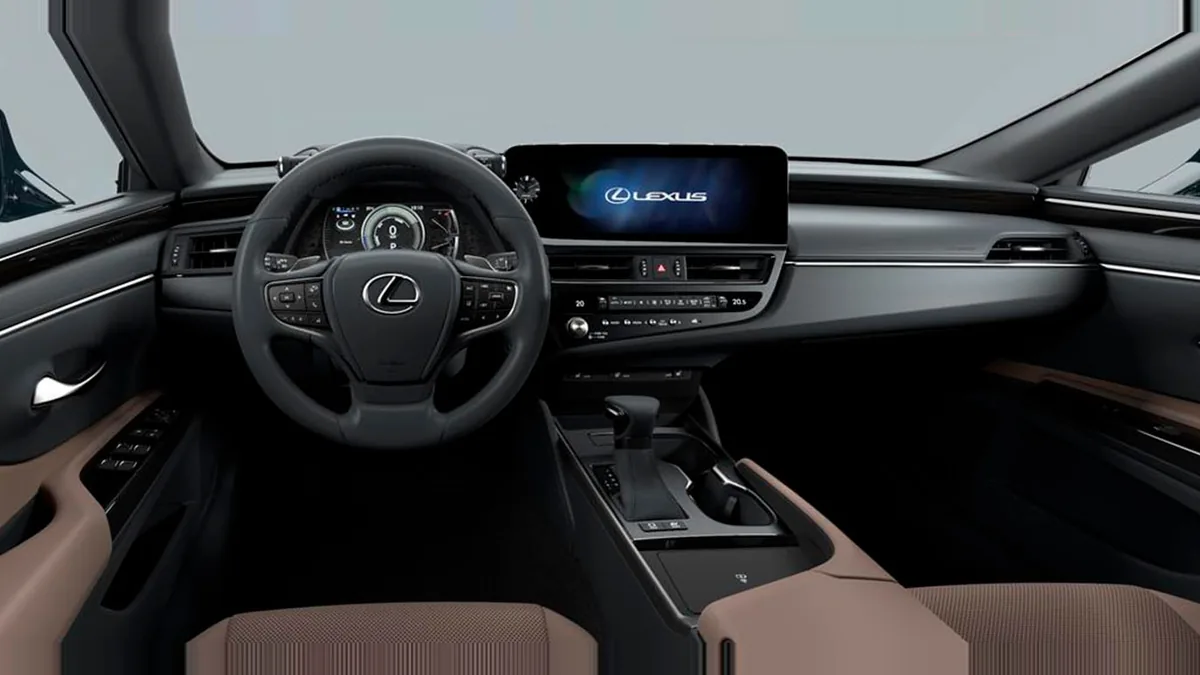 Lexus ES 2.5 300h Premium en renting en Madrid — Delantera