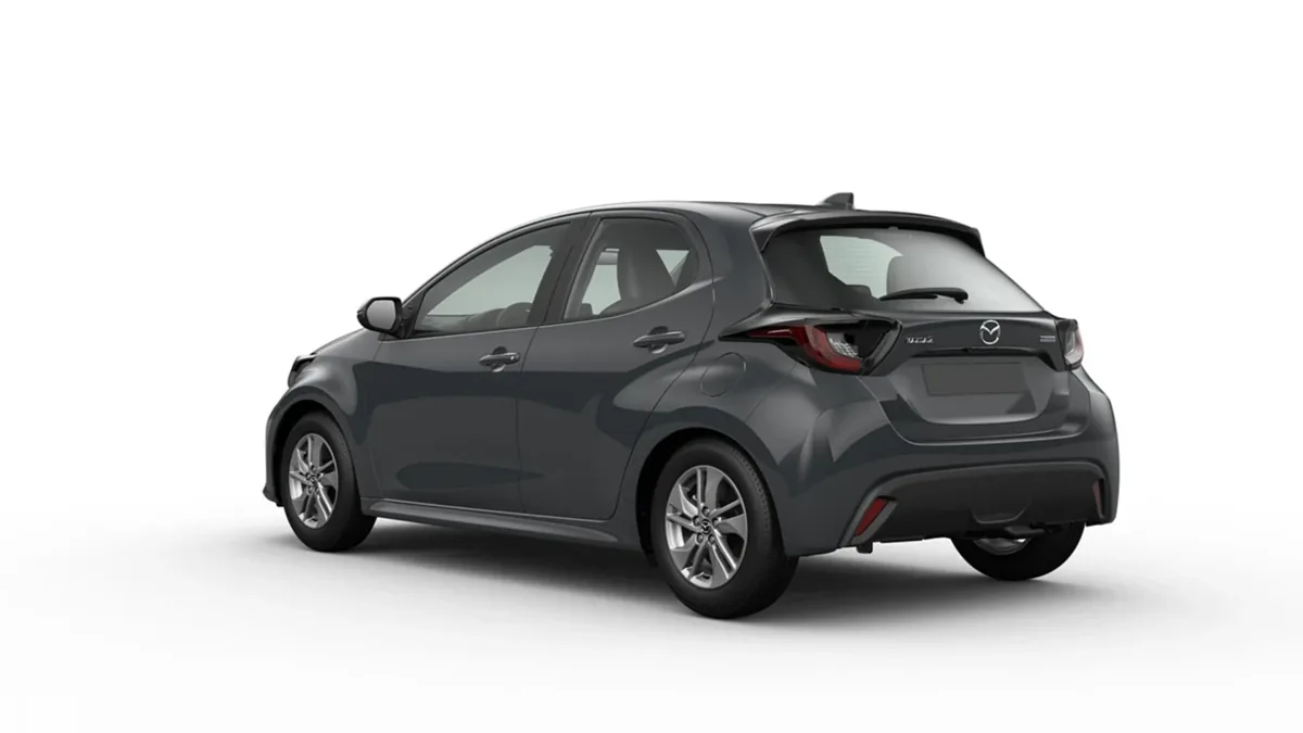 Mazda 2 Hybrid 1.5 85kW 116CV CVT Centre-Line GRY en renting en Madrid — Trasera