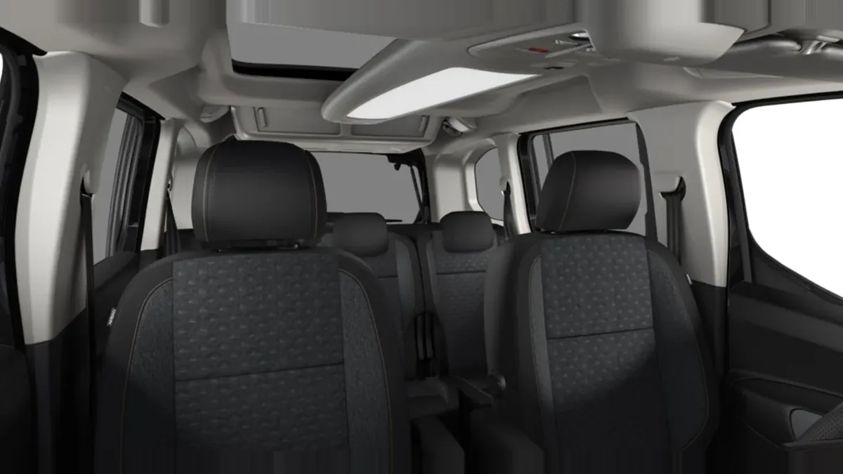 Peugeot Rifter 5P GT BlueHDi 130 EAT8 Standard en renting en Madrid — Interior
