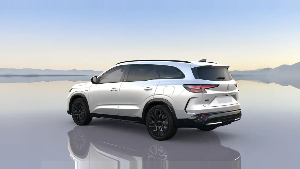 Renault Espace Espirit Alpine Full Hybrid E-Tech 146kW 7p en renting en Madrid — Interior