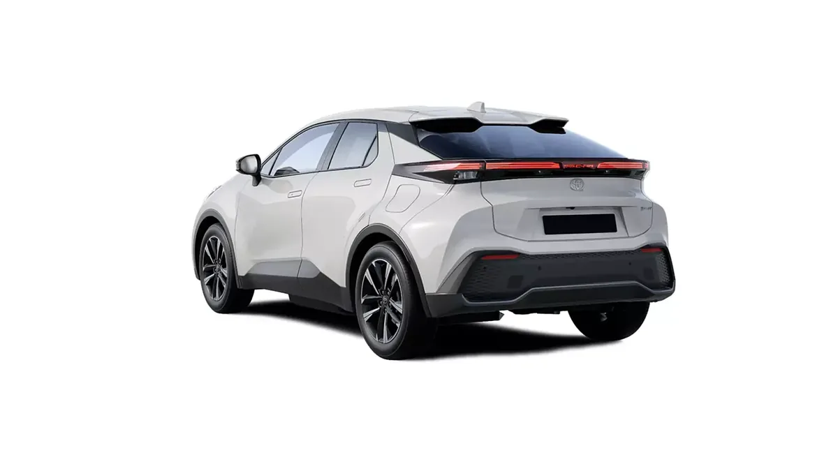 Toyota C-HR Advance Plug-in Hybrid 220 en renting en Madrid — Delantera